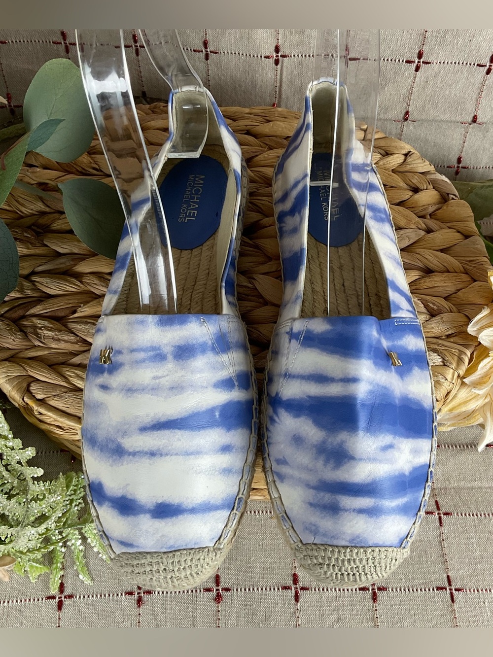 Michael Kors “Kendrick” Slip-On Blue White Tie Dye Espadrilles Women's Sz 6 Flat - Picture 2 of 6